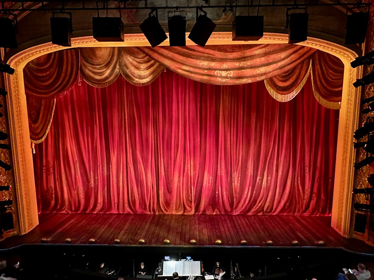 BrigidNYC's tweet image. Back for second preview of 
PIRATES! THE PENZANCE MUSICAL🏴‍☠️ Loved it from orchestra last night, can’t wait to savor it from front mezz fave perch 🦜
David Hyde Pierce 
Ramin Karimloo
Jinkx Monsoon
Nicholas Barasch 
#PiratesBway #PIRATES!
#PiratesThePenzanceMusical