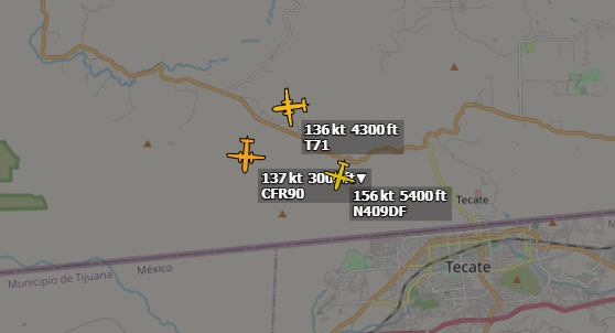 CaliFireTracker's tweet photo. The #Border4 fire is now a half-acre fire burning within moderate fuels at a slow rate of spread. All 3 Aircraft are now over the fire. https://t.co/VXhhQJJDFY