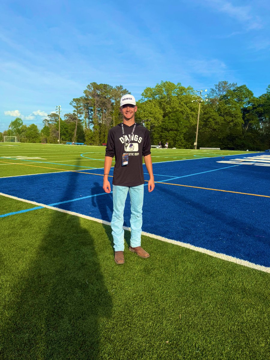 EliSchlageter13's tweet image. Got to spend the day on “the HILL” Thank you to the Shorter university’s football staff for the amazing experience.
#goHawks
