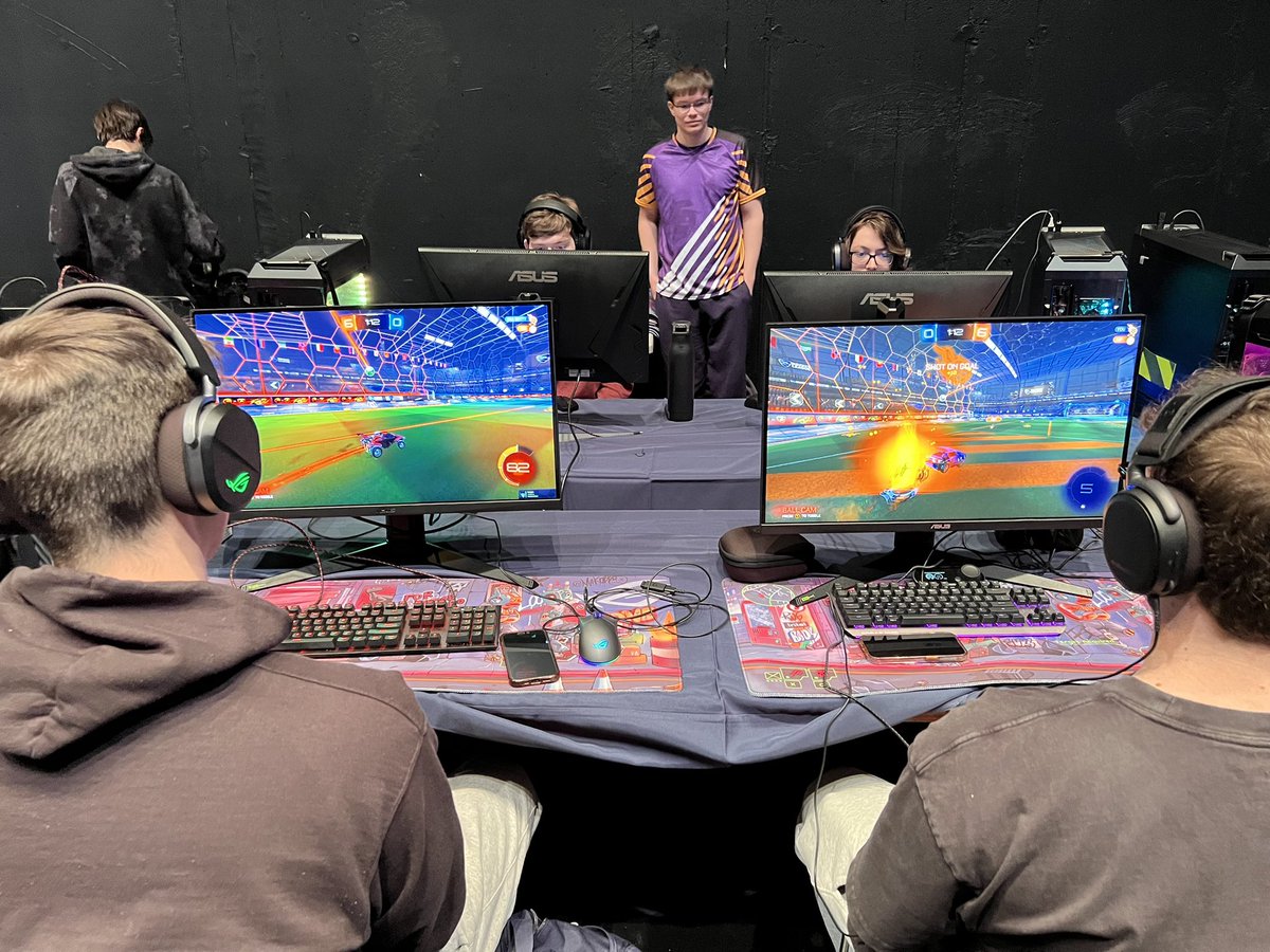 RL is 2-0 with a 3-0 win against UAlbany and 3-1 win against King! We’ll see them tomorrow for day 2!