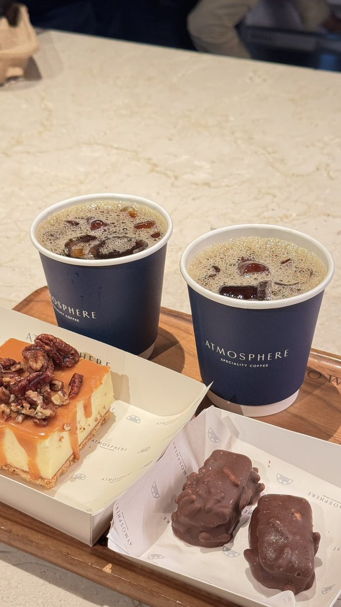 🐆 (@iyz1j) on Twitter photo 