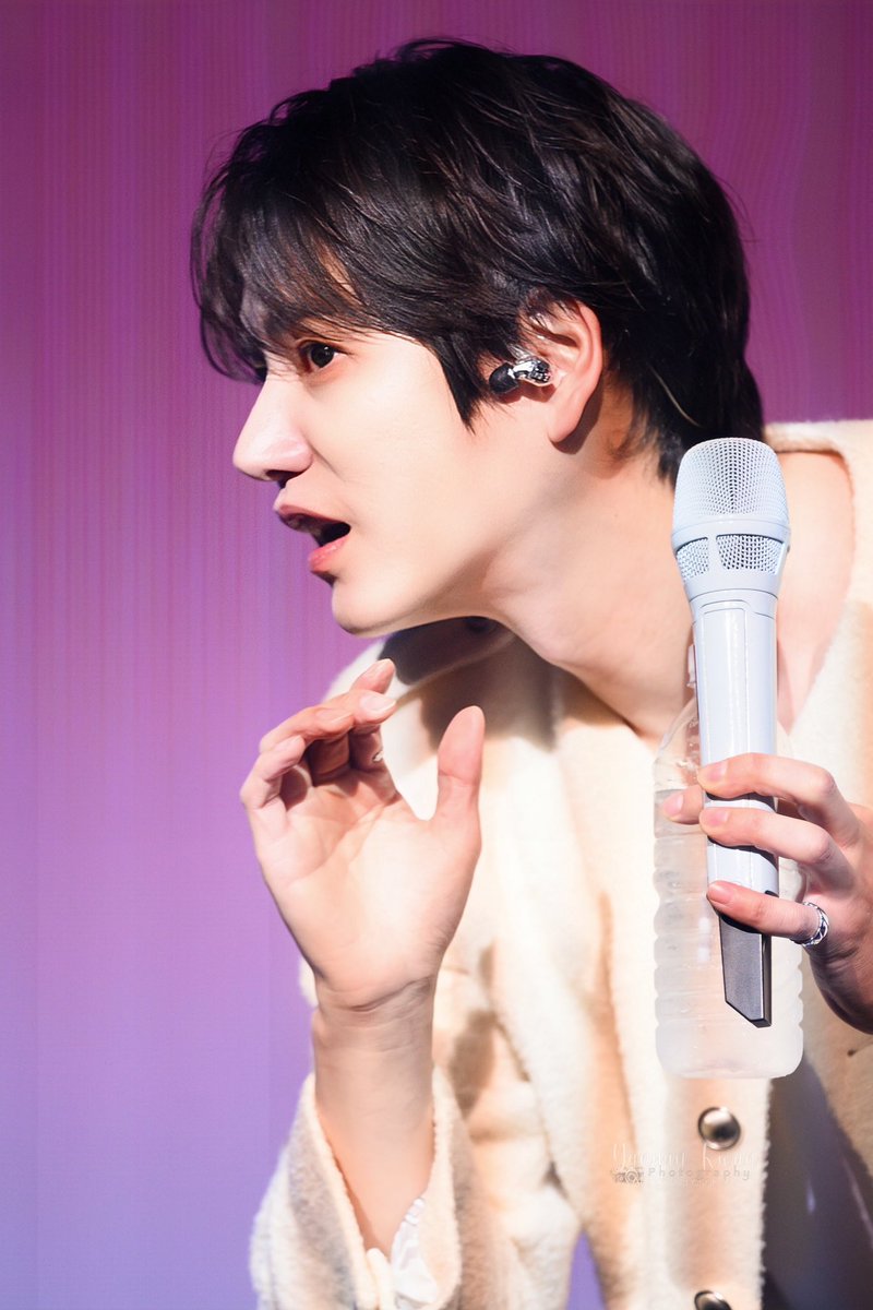 yyyankkk's tweet photo. Just cannot believe the tour has been over, start counting down to the next day which can meet you again. 

@GaemGyu 
Colors Manila  20250405

#규현 #KYUHYUN #kyupiter #규매 
#10thAnniversaryAsiaTour #圭賢 #圭贤 https://t.co/jXlNvUkXj8