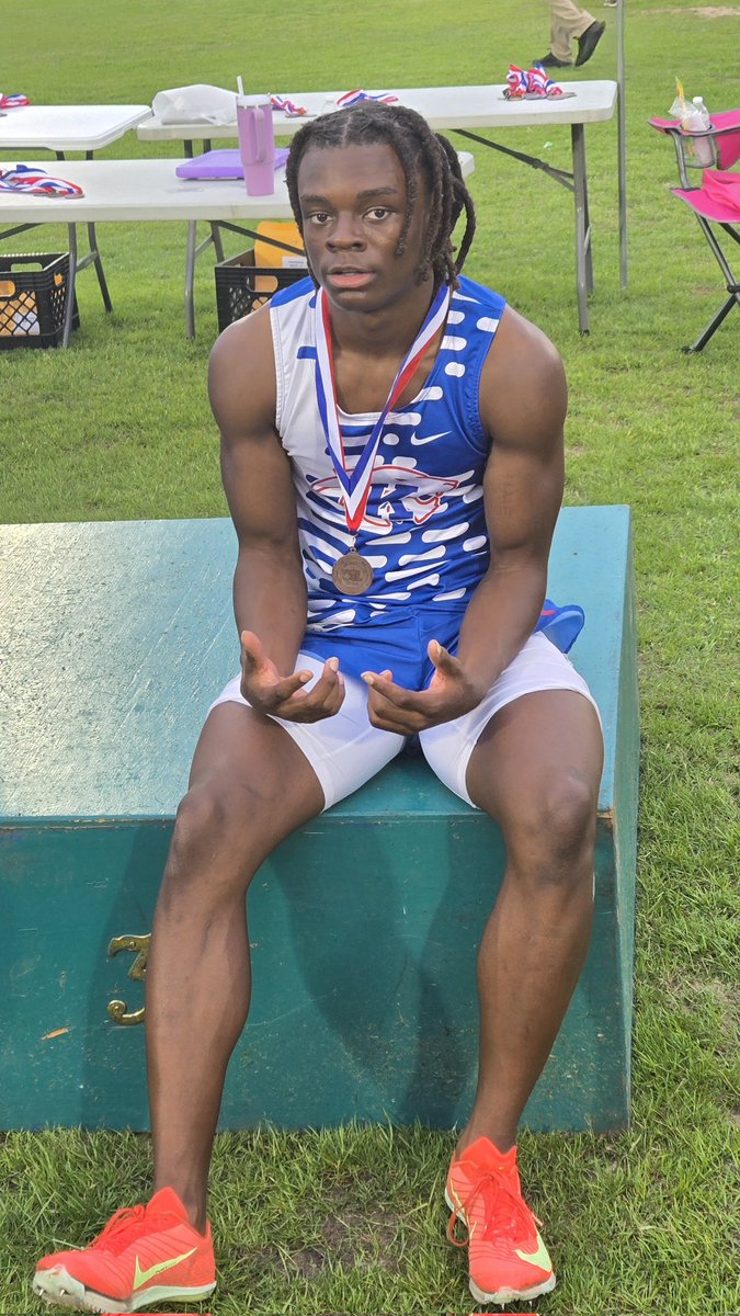 Coach AB (@coach22ab) on Twitter photo District Meet
π₯ Shot Put π₯ 100M
π₯ 200M π₯ 200M
<a href="/CEKing_Football/">CE King Football</a> <a href="/CEKingTrack/">C. E. King Panthers Track & Field</a> District Meet
π₯ Shot Put π₯ 100M
π₯ 200M π₯ 200M
<a href="/CEKing_Football/">CE King Football</a> <a href="/CEKingTrack/">C. E. King Panthers Track & Field</a>