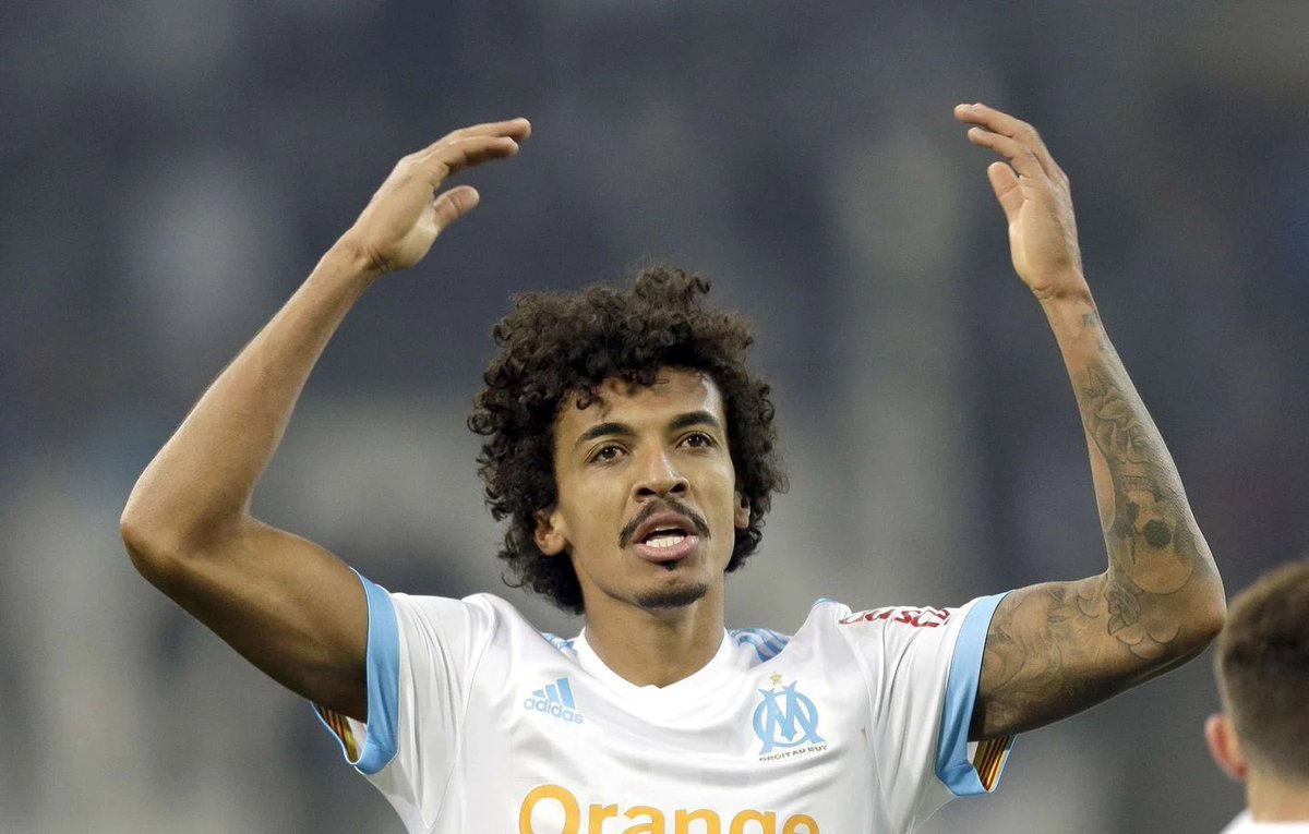 Be_OM13's tweet photo. 🚨Luiz Gustavo 🇧🇷 a été transporté et admis à l’hôpital !!!

🏥 L’ancien marseillais s'est plaint de douleurs à la poitrine et les examens médicaux ont détecté une thromboembolie pulmonaire !!!

👉 Il restera sous observation et traitement jusqu'à ce qu'il subisse des évaluations plus approfondies !!

🙏 Courage à toi, Luiz !! 💙

🗞️ @Brasil_OM