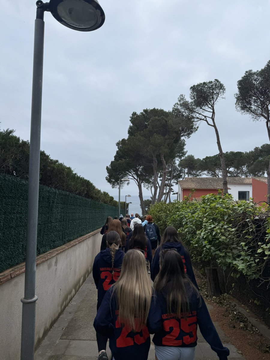 MrShepherdPE's tweet photo. #Barca2025 Day 2 ⚽️🇪🇸🎳 https://t.co/iHff2RrxDi