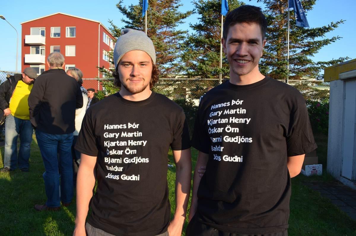 Myndi greiða skuggalega háar upphæðir fyrir þennan bol í dag.

Tek það fram að ég á ekkert í þessari ljósmynd. 

KR!