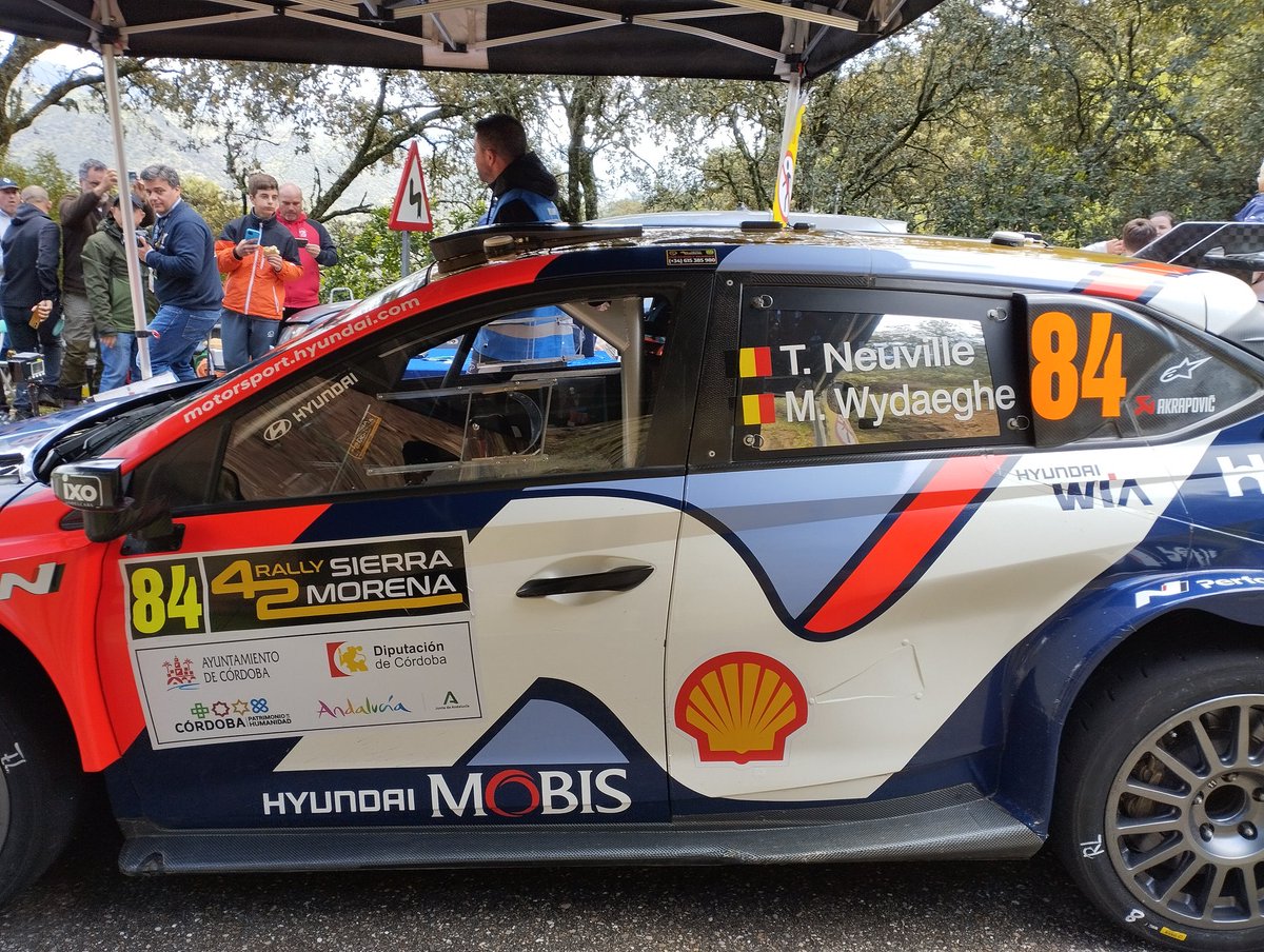 StrongRoot666's tweet image. LasCasi 5 horas de viaje han merecido la pena