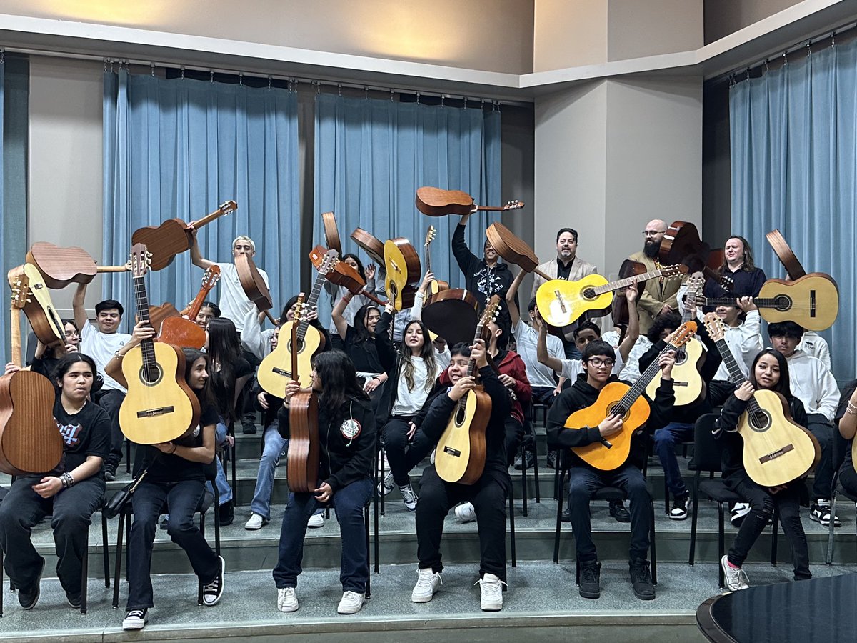 Ronda Pohner, M.ED (@pohner) on Twitter photo <a href="/edison_school/">Edison Middle School</a> Guitar Students celebrate their success at the University of Houston Guitar Fest. <a href="/edison_school/">Edison Middle School</a> Guitar Students celebrate their success at the University of Houston Guitar Fest.