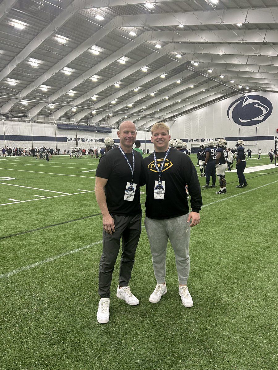 Lincoln Hoke 3⭐️ (@lincolnhoke76) on Twitter photo Had such an amazing time up at Penn State today!! What an awesome experience!! #WeAre
<a href="/DBarnes_18/">Deion Barnes</a> <a href="/coachjfranklin/">James Franklin</a> <a href="/CoachJimKnowles/">Jim Knowles</a> <a href="/CoachTerryPSU/">Terry M. Smith</a> <a href="/CoachGGattuso/">Greg Gattuso</a> Had such an amazing time up at Penn State today!! What an awesome experience!! #WeAre
<a href="/DBarnes_18/">Deion Barnes</a> <a href="/coachjfranklin/">James Franklin</a> <a href="/CoachJimKnowles/">Jim Knowles</a> <a href="/CoachTerryPSU/">Terry M. Smith</a> <a href="/CoachGGattuso/">Greg Gattuso</a>