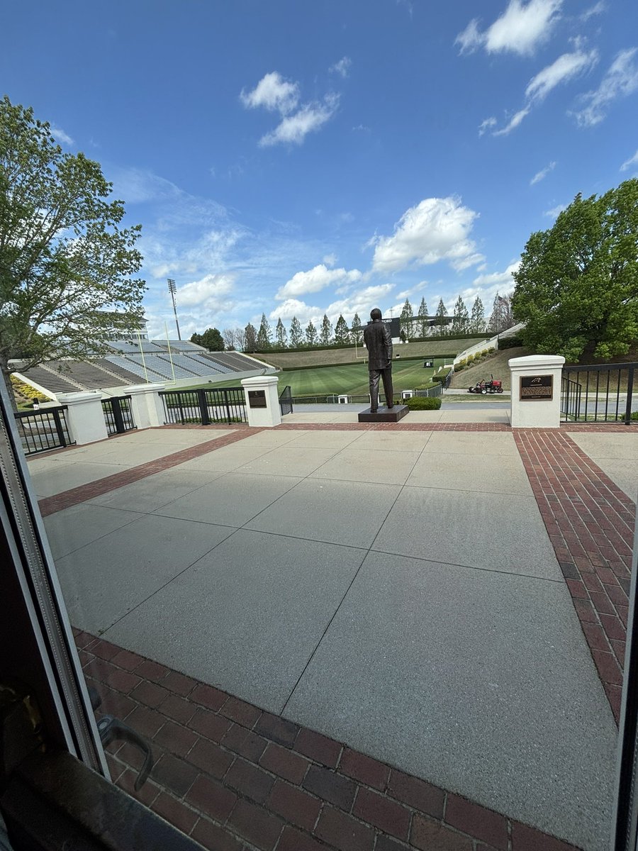 Jaxon Earle (@jaxon_earle09) on Twitter photo Had a great time at Wofford college!!
Canβt wait to be back in the future.
<a href="/CoachWatson_24/">Devin Watson</a> <a href="/WatsonShawn1/">Shawn Watson</a>
<a href="/RecruitingBh/">BH Recruiting Assistance</a> <a href="/Coach_McIntyre/">Coach Sean McIntyre</a> <a href="/fears_coach/">Chris Fears</a> <a href="/coachjohnson00/">Christon Johnson</a>
<a href="/AlmonGunter/">Almon Gunter</a> <a href="/CHSFLRecruiting/">Creekside Football Recruiting</a> Had a great time at Wofford college!!
Canβt wait to be back in the future.
<a href="/CoachWatson_24/">Devin Watson</a> <a href="/WatsonShawn1/">Shawn Watson</a>
<a href="/RecruitingBh/">BH Recruiting Assistance</a> <a href="/Coach_McIntyre/">Coach Sean McIntyre</a> <a href="/fears_coach/">Chris Fears</a> <a href="/coachjohnson00/">Christon Johnson</a>
<a href="/AlmonGunter/">Almon Gunter</a> <a href="/CHSFLRecruiting/">Creekside Football Recruiting</a>