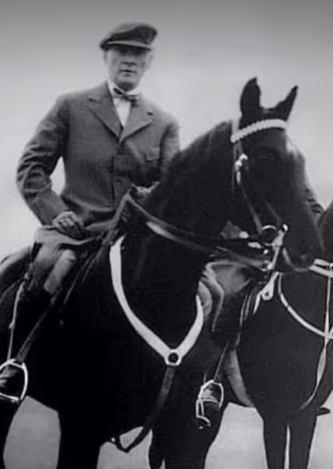 Bandral11's tweet photo. ''Ben çocukken fakirdim iki kuruş elime geçince onun bir kuruşunu kitaba verirdim. Eğer böyle olmasaydı bu yaptıklarımın hiç birini yapamazdım.''
Mustafa Kemal Atatürk