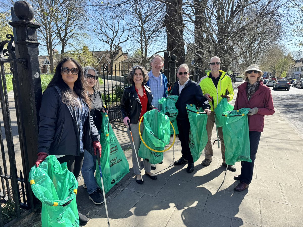 kimnagpal's tweet image. Fantastic turnout in Northfield today for the #GreatBritishSpringClean, lots of litter collected! 💪Fantastic community effort to keep our local spaces clean🌎 and green!🌳 #LitterPick