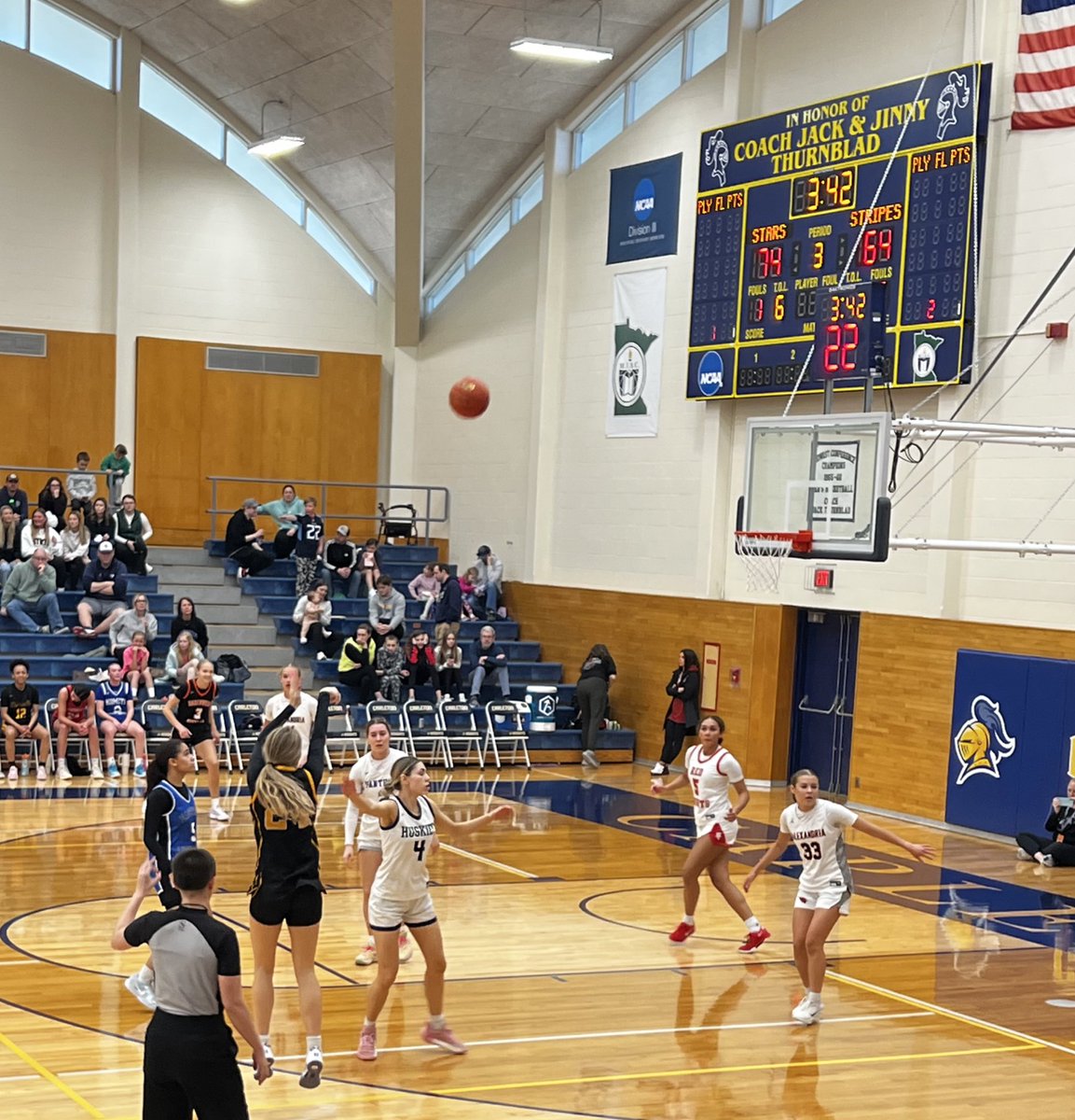 Byron Girls Hoops (@byrongirlshoops) on Twitter photo Congrats to <a href="/kendra_harvey21/">kendra harvey</a> on a great HS career! Fun to watch her rep the Black and Gold one final time! Cant wait to follow you <a href="/UNDwbasketball/">North Dakota Women's Basketball</a>
#FEAT 🐻⬇️ Congrats to <a href="/kendra_harvey21/">kendra harvey</a> on a great HS career! Fun to watch her rep the Black and Gold one final time! Cant wait to follow you <a href="/UNDwbasketball/">North Dakota Women's Basketball</a>
#FEAT 🐻⬇️