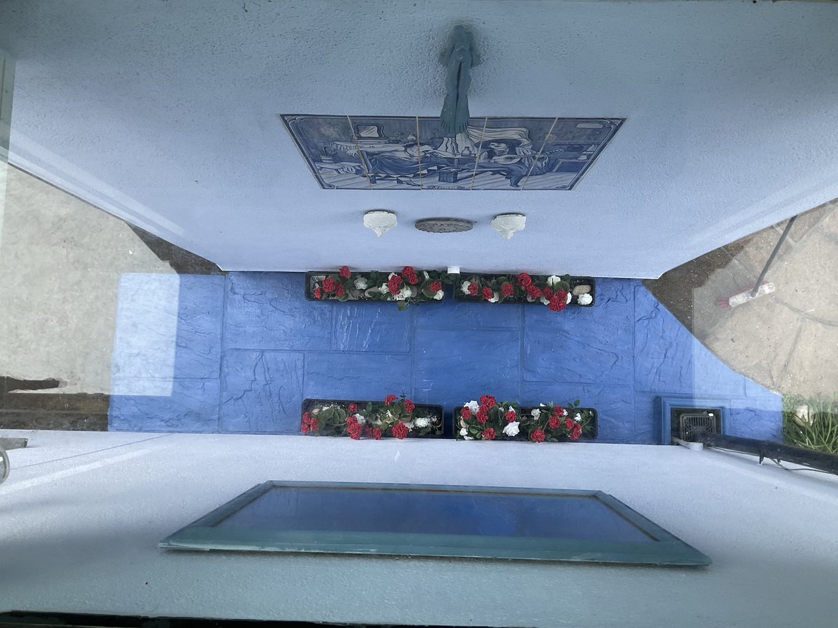 ⁦<a href="/eCommencal/">Miles Harvey</a>⁩ You can just see the tiles here…looking through the floor!