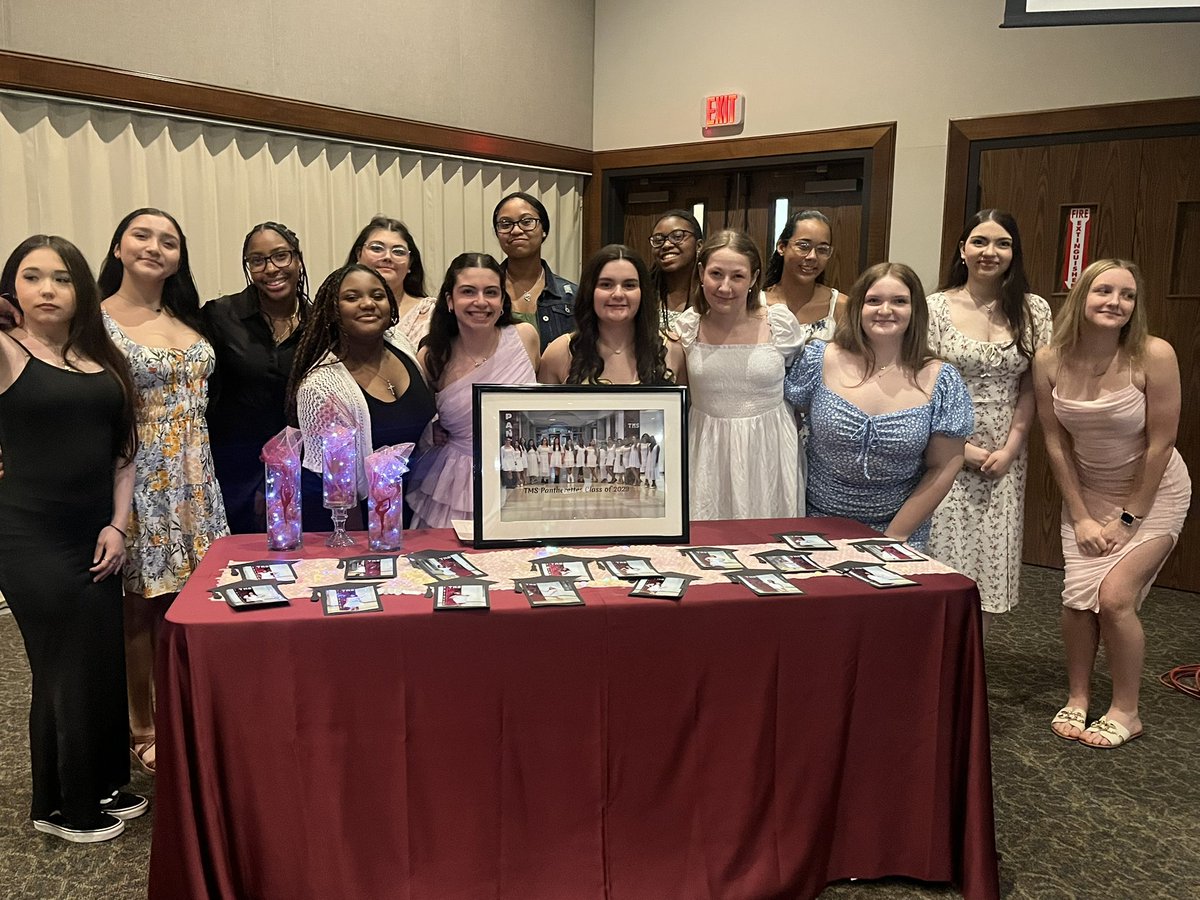 Zinnia De Leon tweet media