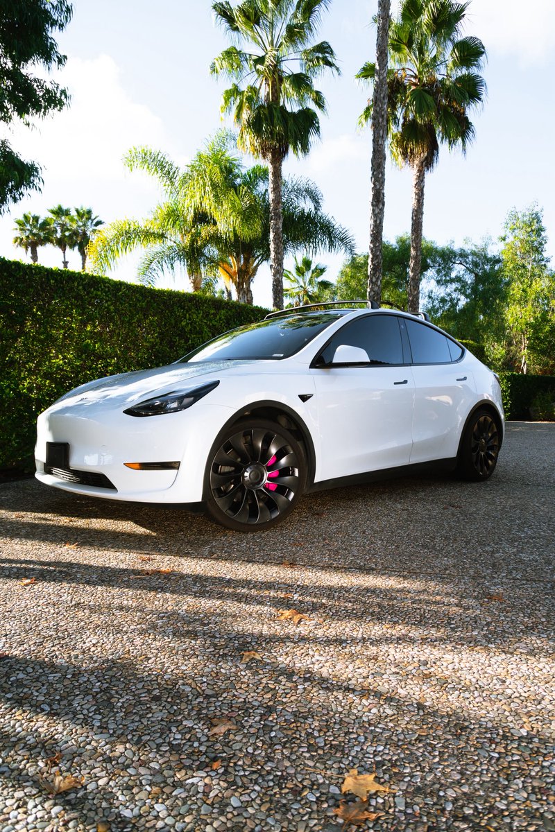 #Tesla Model Y owners— Where are you from? 📍🗺️

We are in beautiful San Diego, CA!!