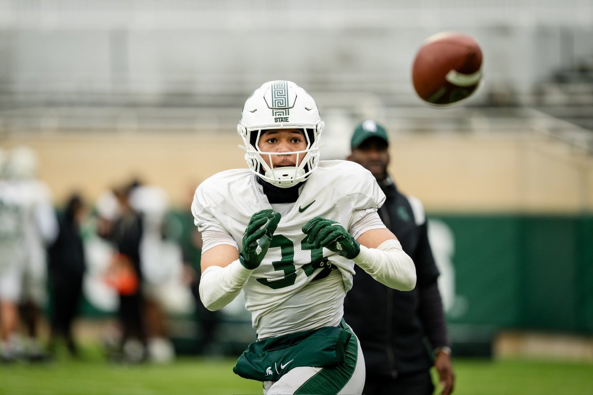 Woke up this Saturday and played football, Blessed 🙏<a href="/MSU_Football/">Michigan State Football</a>
