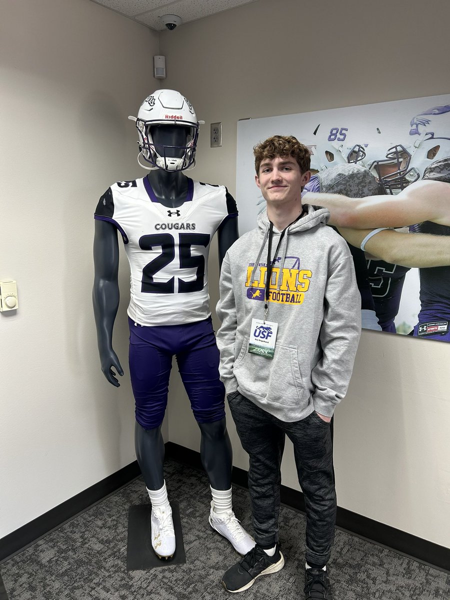 Gus Engelhard (@engelhardgus) on Twitter photo I had a great Junior Day visit <a href="/USFCougarsFB/">USF Football</a> !! Thank you <a href="/CoachLueds/">Lucas Lueders</a> for the invite!! It was great watching practice and learning more about the program!! <a href="/JimGlogowski/">Coach Glo</a> <a href="/Coach_Boes/">Bryan Boesen</a> I had a great Junior Day visit <a href="/USFCougarsFB/">USF Football</a> !! Thank you <a href="/CoachLueds/">Lucas Lueders</a> for the invite!! It was great watching practice and learning more about the program!! <a href="/JimGlogowski/">Coach Glo</a> <a href="/Coach_Boes/">Bryan Boesen</a>