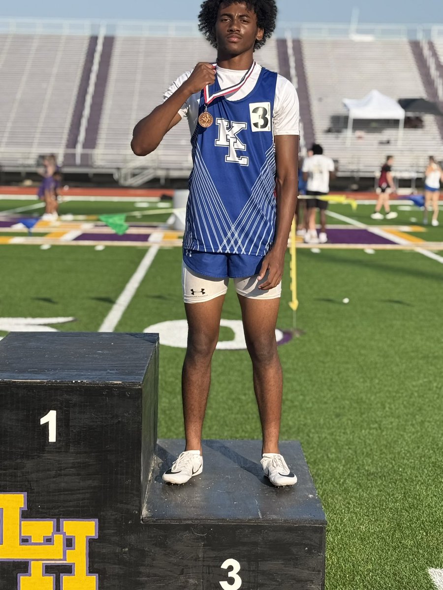 Ladanian Howell tweet media