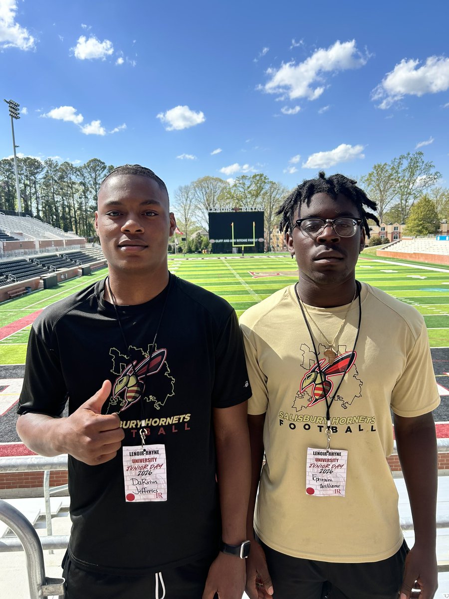 DjJefferies2's tweet image. Had a great experience at @LRBearsFootball Junior day invite , looking forward to coming back @NickVagnoneLR @Bury_HornetsFB