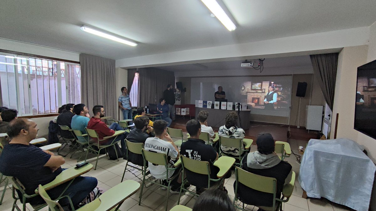 IES El Rincón (@ieselrincon) on Twitter photo ¡Turno para Óliver Gutiérrez de <a href="/wildspellgames/">Wildspellgames</a>! 🎮 Nos comparte su experiencia en el mundo del desarrollo indie y nos habla sobre el proceso creativo detrás de sus proyectos.
✨ Muy pronto lanza Choose Cthulhu Files: La llamada de Cthulhu, ¡no le pierdas la pista! ¡Turno para Óliver Gutiérrez de <a href="/wildspellgames/">Wildspellgames</a>! 🎮 Nos comparte su experiencia en el mundo del desarrollo indie y nos habla sobre el proceso creativo detrás de sus proyectos.
✨ Muy pronto lanza Choose Cthulhu Files: La llamada de Cthulhu, ¡no le pierdas la pista!