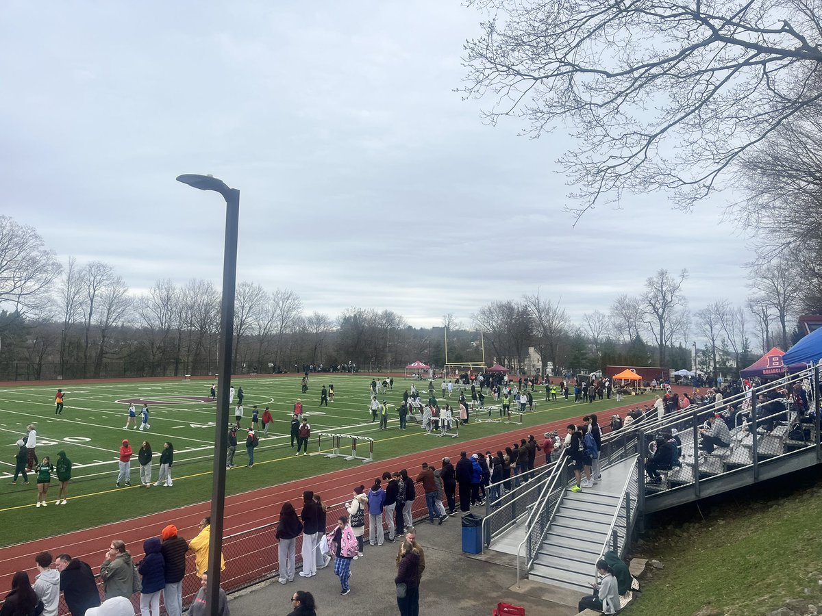 MrHerrera_AD's tweet photo. The 1st annual Lions Den Track Invitational was an incredible success! Our O-Mazing coaches, parents, security, and volunteers made this inaugural invitational a memorable one. It’s clear that this event will only grow in the coming years, becoming a major highlight! 🏃🏻🏃🏽‍♀️🦁 https://t.co/ZhGsH7nicr