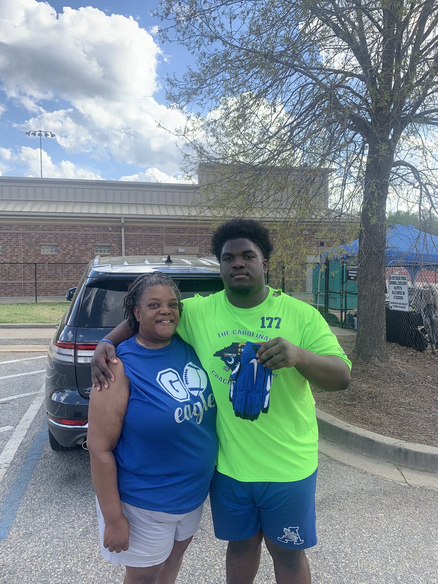 Kailen Gillis (@thekailengillis) on Twitter photo Glad to have gotten the chance to participate in the <a href="/CoachesCombines/">Carolinas Coaches Combine</a> at York today !! Blessed to get the opportunity to compete! <a href="/CoachFidler/">Shane Fidler</a> <a href="/AirportEaglesFB/">Airport High School Football</a> <a href="/CoachMurph74/">McFarland Murph</a> Glad to have gotten the chance to participate in the <a href="/CoachesCombines/">Carolinas Coaches Combine</a> at York today !! Blessed to get the opportunity to compete! <a href="/CoachFidler/">Shane Fidler</a> <a href="/AirportEaglesFB/">Airport High School Football</a> <a href="/CoachMurph74/">McFarland Murph</a>