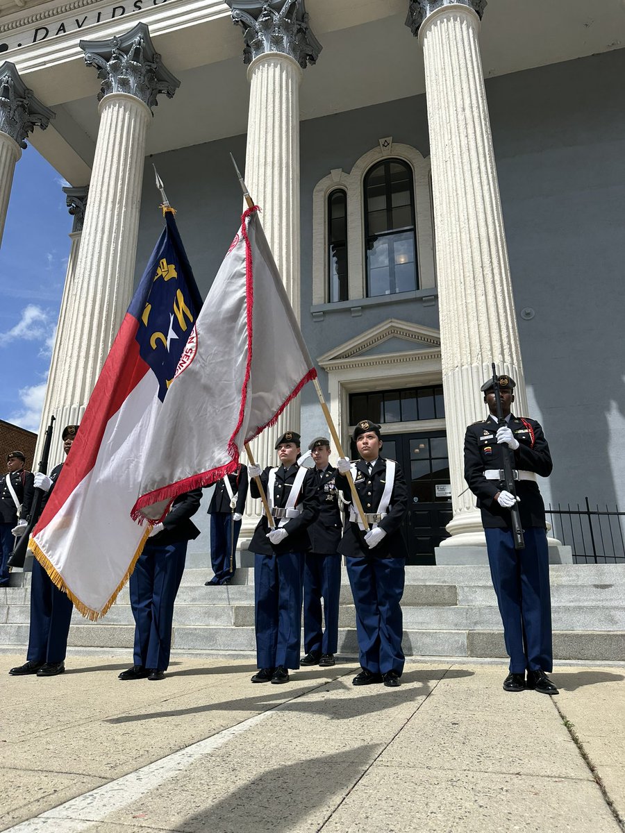 The Lexington Senior High School, Army JROTC (@lshs__jrotc) on Twitter photo Presenting the Colors for our local Lexington DAR Chapter. We appreciate the invite! <a href="/JacketsLSHS/">Lexington Senior High School</a> <a href="/JermaineLPorter/">Jermaine L. Porter, PhD.</a> Presenting the Colors for our local Lexington DAR Chapter. We appreciate the invite! <a href="/JacketsLSHS/">Lexington Senior High School</a> <a href="/JermaineLPorter/">Jermaine L. Porter, PhD.</a>