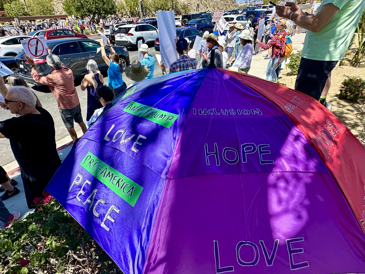 PJAdams10's tweet photo. #HandsOff2025 Rally today in Rancho Mirage CA https://t.co/w9lxQEovlM