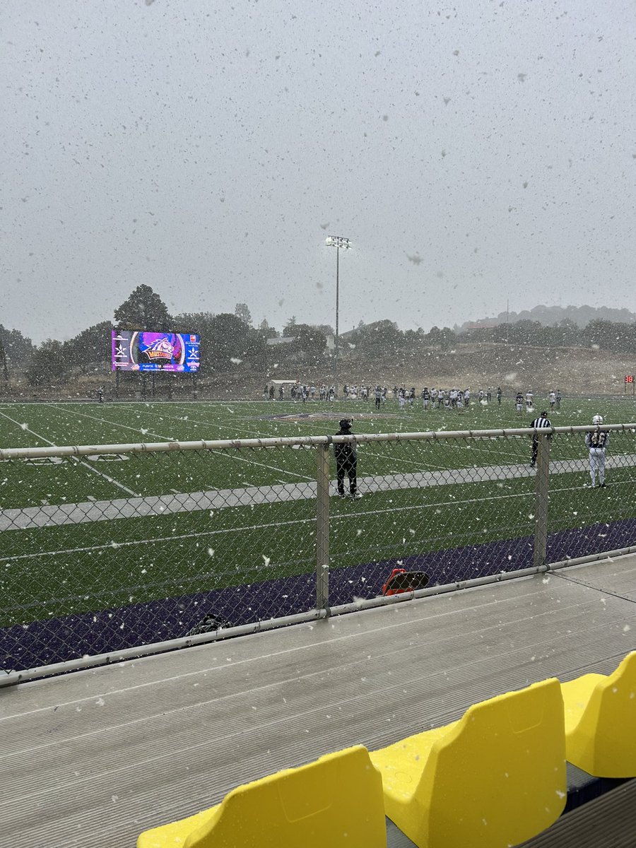 Julius Castro (@julius_castro22) on Twitter photo Had an amazing time with <a href="/WNMUFootball/">WNMU Mustang Football</a> today. Loved the environment and energy they showed today! Thank you again to <a href="/CoachD_Delgado/">David Delgado</a> and <a href="/CoachRLaurel/">Rahsaan Laurel</a> for having me out there!
#AGTG #BlessedAndGrateful Had an amazing time with <a href="/WNMUFootball/">WNMU Mustang Football</a> today. Loved the environment and energy they showed today! Thank you again to <a href="/CoachD_Delgado/">David Delgado</a> and <a href="/CoachRLaurel/">Rahsaan Laurel</a> for having me out there!
#AGTG #BlessedAndGrateful