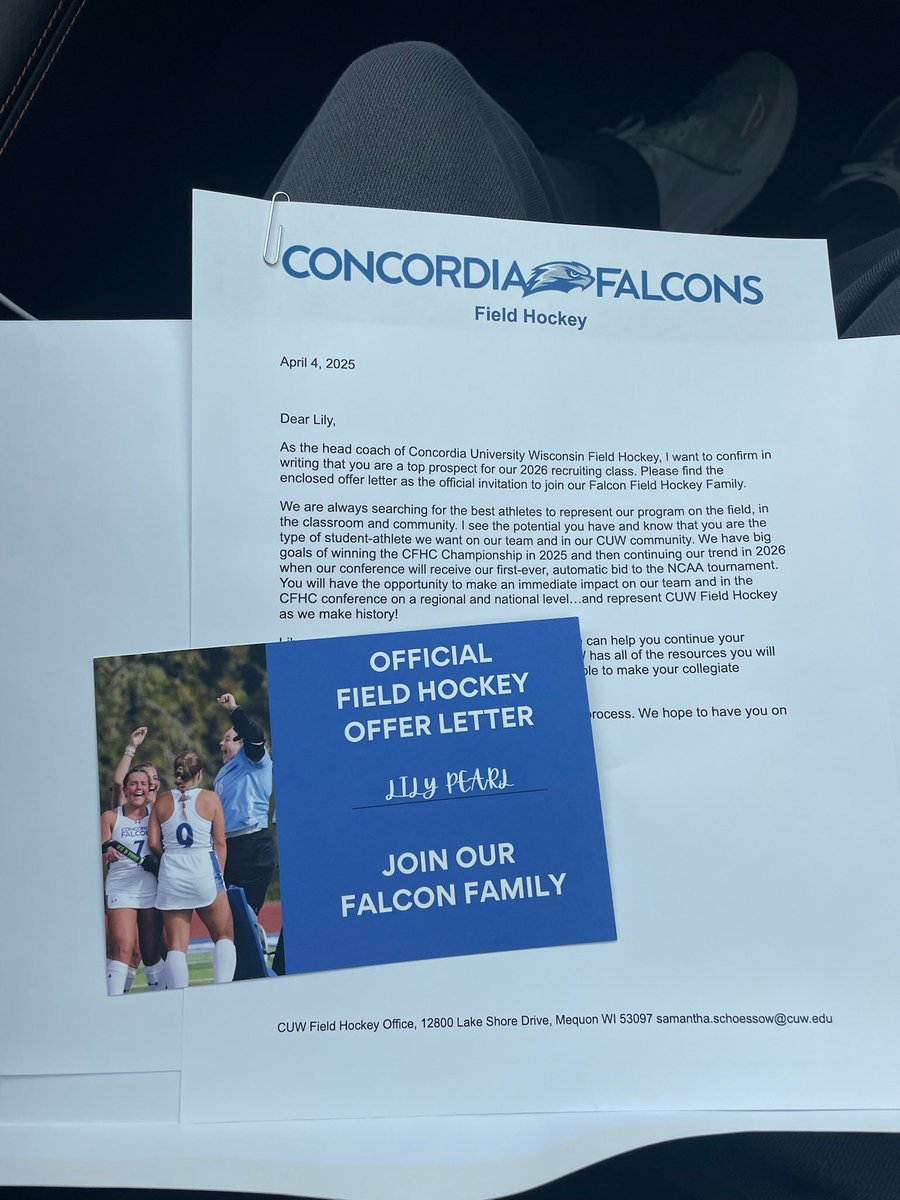 Hard work, commitment and having a goal doesn’t mean anything unless you chase it down and believe in yourself. With as much pride as a dad can have, Congratulations to my daughter for receiving an offer to play field hockey at the next level. Keep chasing your dreams! 💙💙💙