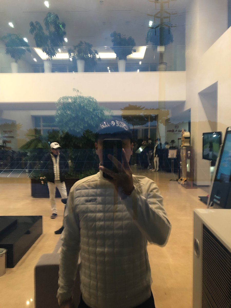 이제 곧 날씨가 따뜻해 지겠지 
봄이 오면 너무 좋겠다-^^