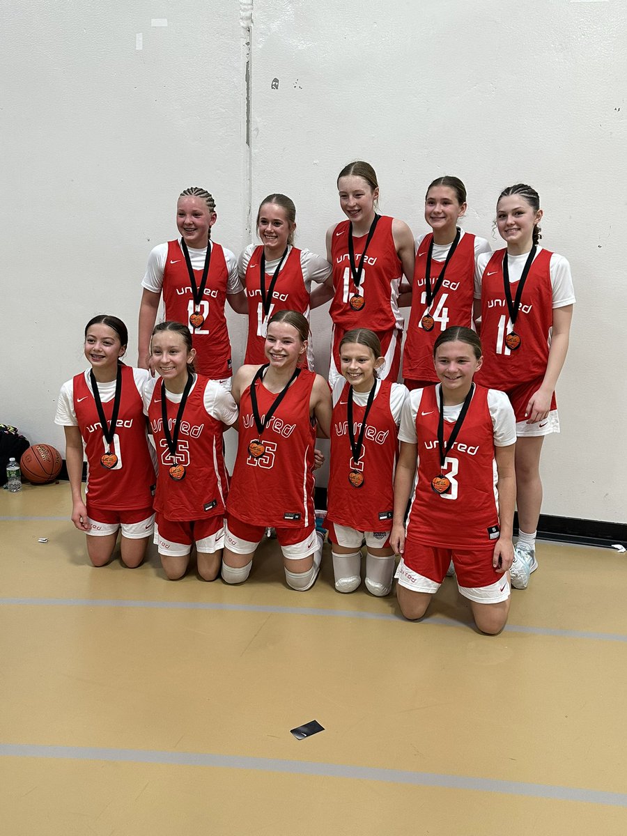 Congratulations to our 7th Grade White team for their 1st place finish in the Black Division at the Battle For Mom!
