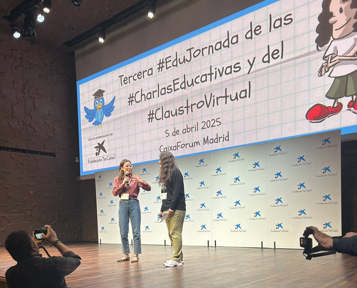 Elisa (@elisapeinado) on Twitter photo ¡Comenzamos! Nuestra <a href="/imgende/">Ingrid Mosquera</a> inaugura las #Edujornadas junto a <a href="/MariaEspinet/">Maria Espinet</a> (directora de <a href="/Educaixa/">EduCaixa</a>) en el auditorio de #caixaforum ¡Comenzamos! Nuestra <a href="/imgende/">Ingrid Mosquera</a> inaugura las #Edujornadas junto a <a href="/MariaEspinet/">Maria Espinet</a> (directora de <a href="/Educaixa/">EduCaixa</a>) en el auditorio de #caixaforum