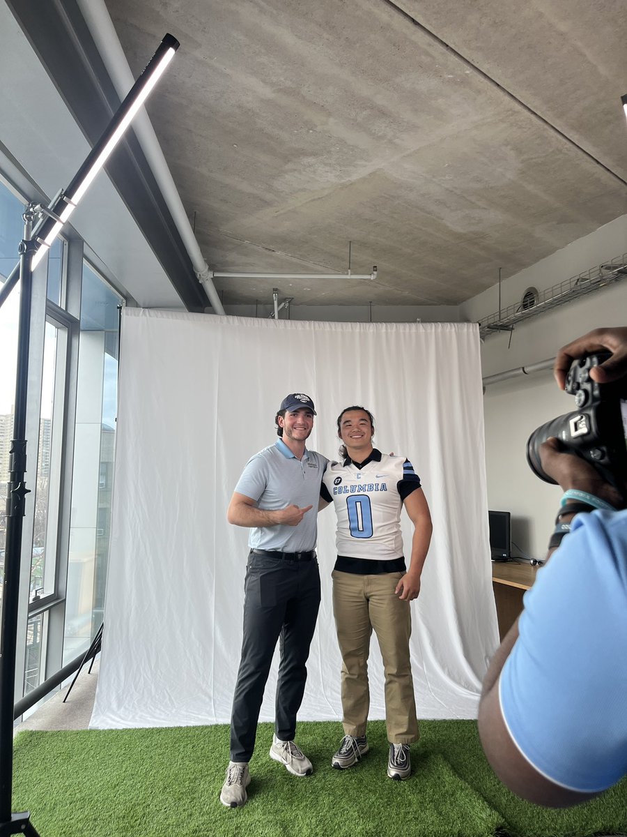 Had a great time <a href="/CULionsFB/">Columbia Football</a> , thanks for having me!
<a href="/NJMallard/">Noah Mallard</a> <a href="/CoachManion_/">Joe Manion</a> <a href="/CoachStoNGo/">Justin Stovall</a> <a href="/CoachJWood/">Justin Woodley</a> <a href="/Coach_Poppe/">Jonathan Poppe</a>