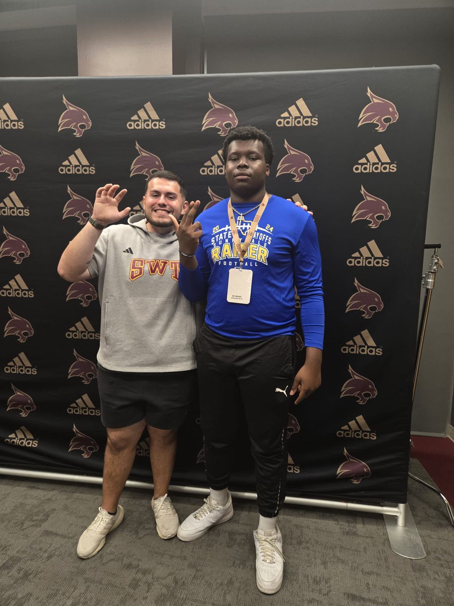 Had a great time at <a href="/TXSTATEFOOTBALL/">Texas State Football</a> today, thanks to <a href="/TrustMyEyesO/">⭕️FFERTUNITY</a> <a href="/CoachShoeOL/">Jordan Shoemaker</a> <a href="/andrewcobus/">Coach Cobus</a> for inviting me and showing me a great time!