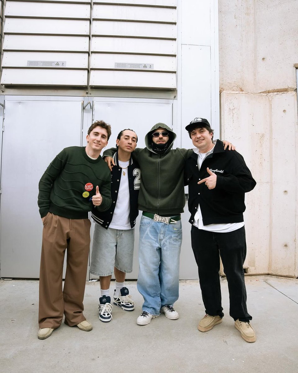 Feid esta tarde en ScrapWorld, la feria experiencial que ha logrado posicionarse como uno de los mayores eventos que tienen lugar en España relacionados con la moda y las últimas tendencias en cultura urbana.🇪🇦💚✨
#Feid #ferxxo