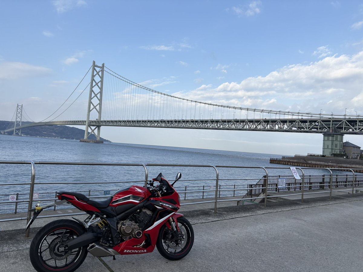 ta71_a's tweet photo. 久しぶりの明石海峡大橋 https://t.co/W6zzAv0yez