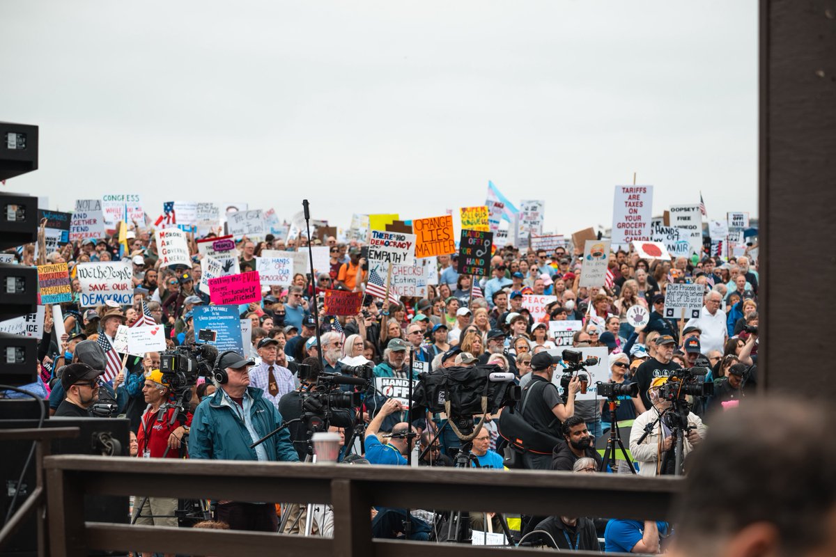 Pop Base tweet media