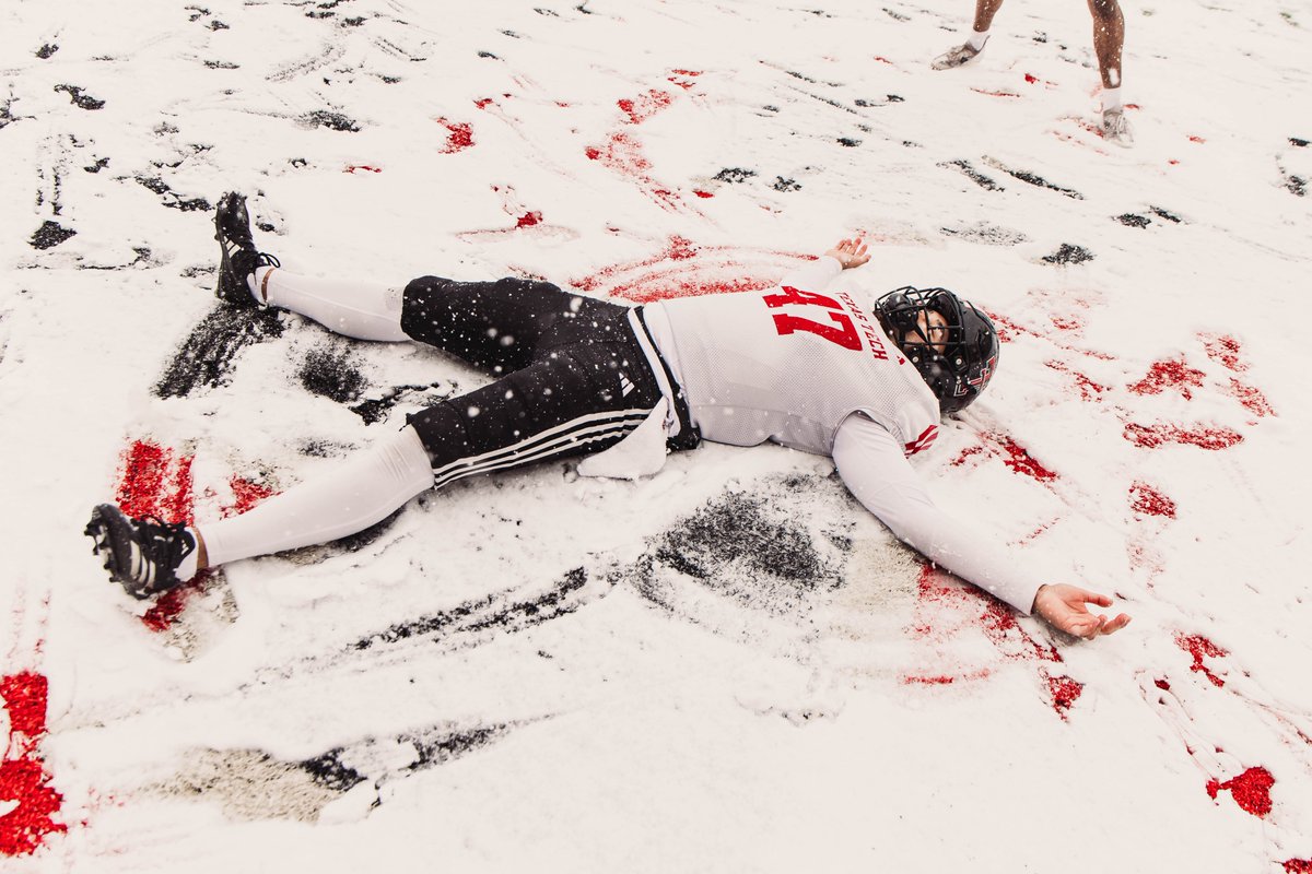 TexasTechFB's tweet photo. When life gives you lemons 🥶 https://t.co/84mHyjslYx