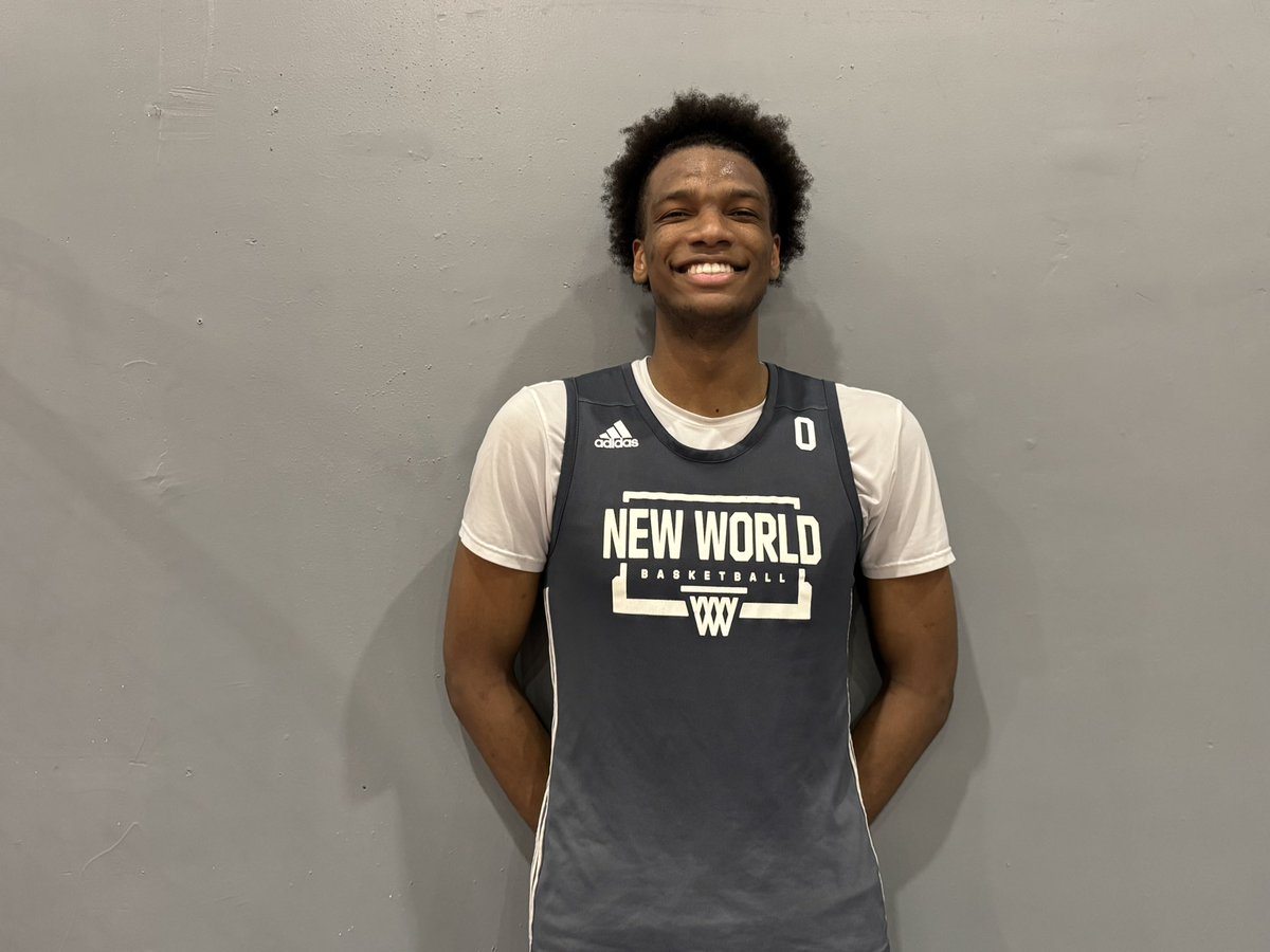 Commonwealth Basketball Group (@thecbglive) on Twitter photo - <a href="/NewWorldAAU/">New World AAU</a> opens its season w/ a 46-26 victory over 1 Shot 1 Life.
Front court duo of 7β0 Bol Kuan and 6β9 Franc Siaca-Bey set the tone inside - <a href="/NewWorldAAU/">New World AAU</a> opens its season w/ a 46-26 victory over 1 Shot 1 Life.
Front court duo of 7β0 Bol Kuan and 6β9 Franc Siaca-Bey set the tone inside