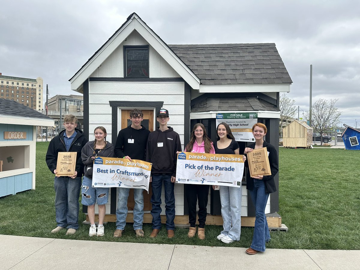 LHS Woodworking (@lhswoodworking) on Twitter photo Also great job to <a href="/LHS_CSC/">LHS Construction</a> for taking the grand prize and Craftsmanship award for their playhouse! #lpsleads Also great job to <a href="/LHS_CSC/">LHS Construction</a> for taking the grand prize and Craftsmanship award for their playhouse! #lpsleads