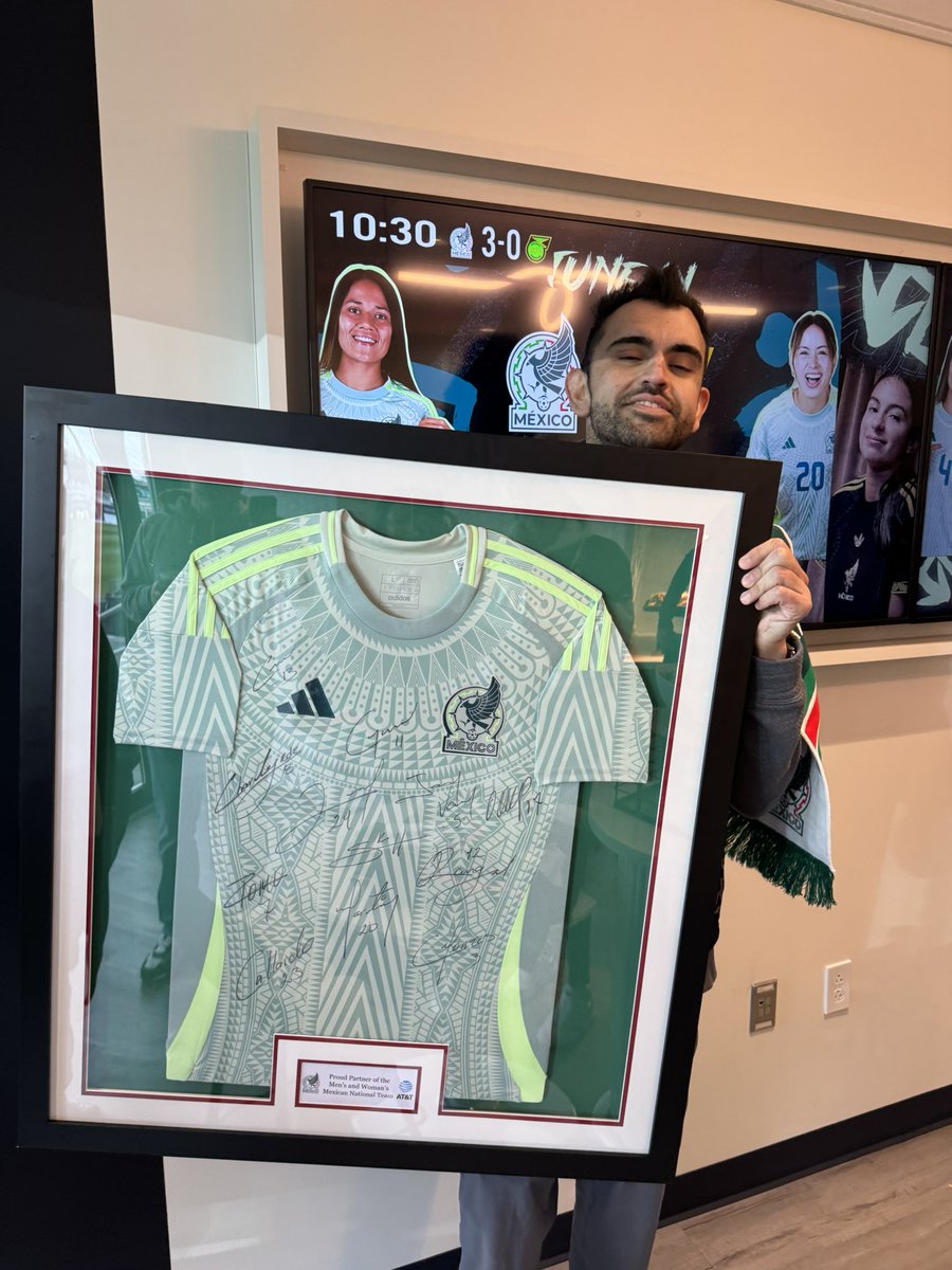 G.O.A.T. Squad (@kamo_goat) on Twitter photo No other way to celebrate 16 years than to award your AD <a href="/AnwerRafiqi/">Anwer Rafiqi</a> the halftime jersey! #GOATsquad No other way to celebrate 16 years than to award your AD <a href="/AnwerRafiqi/">Anwer Rafiqi</a> the halftime jersey! #GOATsquad