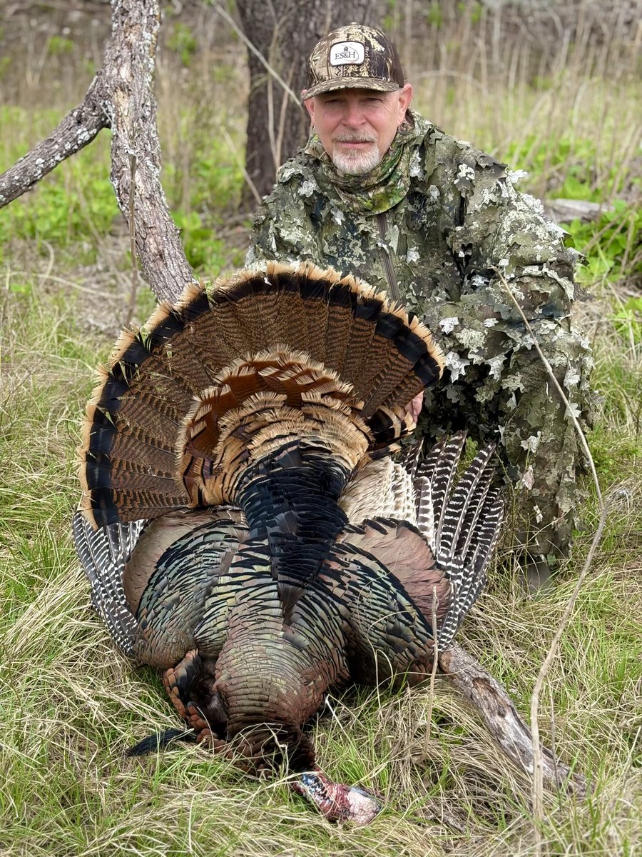 Double C2 Ranch tweet media