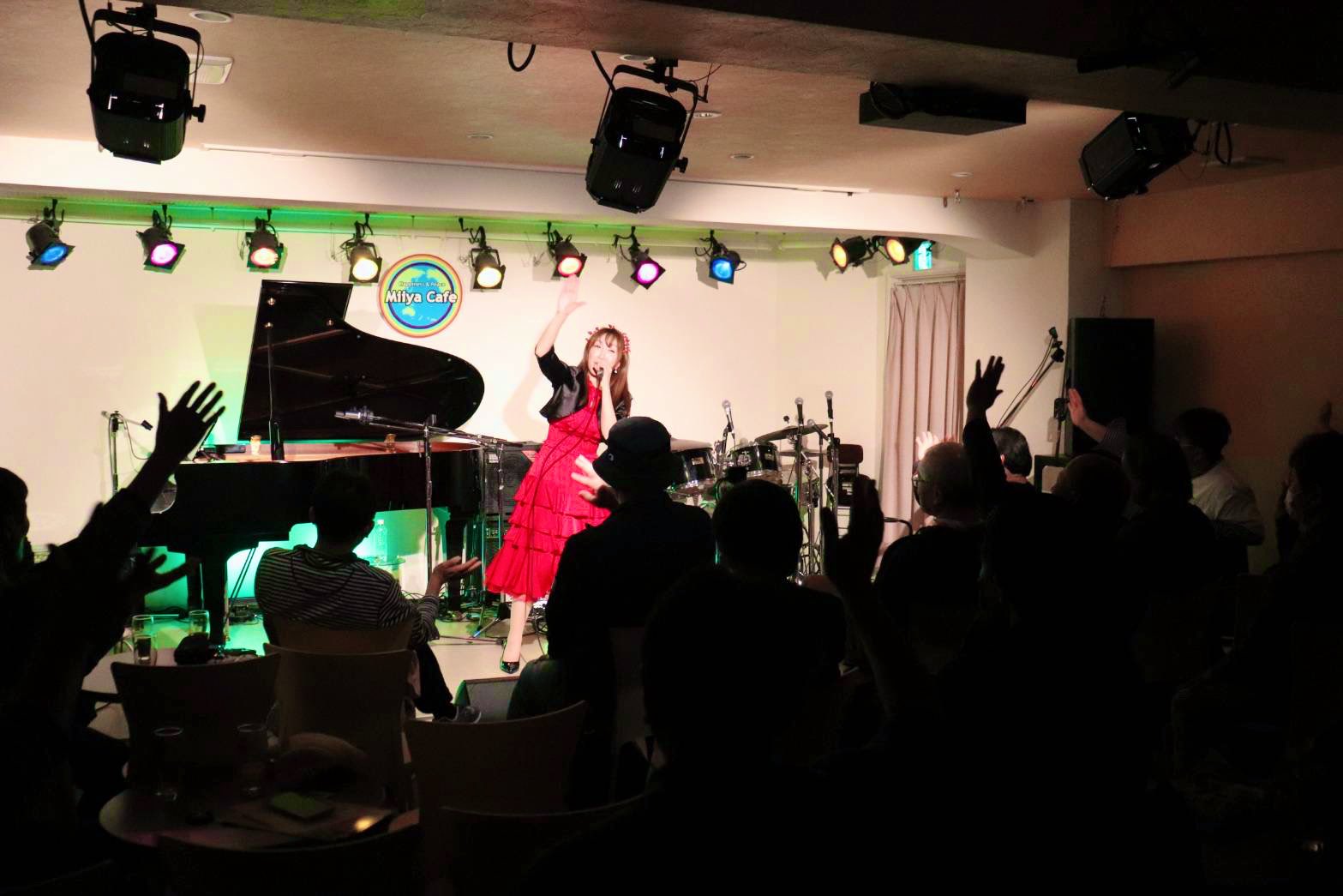 公式］銀座 Miiya Cafe アコースティック＆バー ライブハウス
