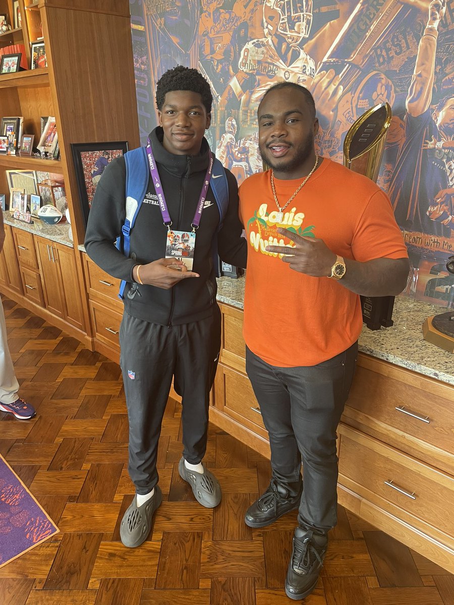 Aroson Randle Jr (@ajspeedsoutt) on Twitter photo Amazing day <a href="/ClemsonFB/">Clemson Football</a>!!! Canβt wait to see more! <a href="/CoachEason1/">Coach Nick Eason</a> <a href="/nolanturner02/">Nolan Turner</a> <a href="/Coachddonald/">Deron Donald</a> <a href="/TheGMHSFootball/">The Garner High School Football</a> <a href="/tyreechance_/">tc93</a> Amazing day <a href="/ClemsonFB/">Clemson Football</a>!!! Canβt wait to see more! <a href="/CoachEason1/">Coach Nick Eason</a> <a href="/nolanturner02/">Nolan Turner</a> <a href="/Coachddonald/">Deron Donald</a> <a href="/TheGMHSFootball/">The Garner High School Football</a> <a href="/tyreechance_/">tc93</a>