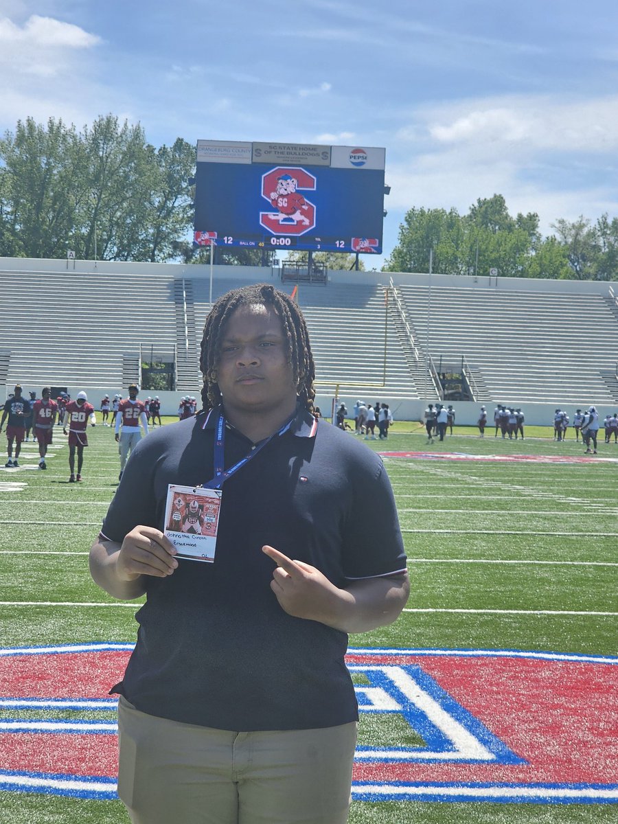 Johnathan Green (@b1g_n8tureboy70) on Twitter photo Had a great time <a href="/SCState_Fb/">South Carolina State Football</a> Junior Day learned alot about there program #GODAWGS @CoachRaw <a href="/CoachCParrott/">Coach Chris Parrott</a> <a href="/Bronco_Recruits/">Brookwood Recruits</a> Had a great time <a href="/SCState_Fb/">South Carolina State Football</a> Junior Day learned alot about there program #GODAWGS @CoachRaw <a href="/CoachCParrott/">Coach Chris Parrott</a> <a href="/Bronco_Recruits/">Brookwood Recruits</a>