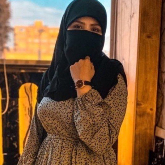 مساء الخير 
باركولي انا اتنقبت ...ادعولي بالثبات🥰