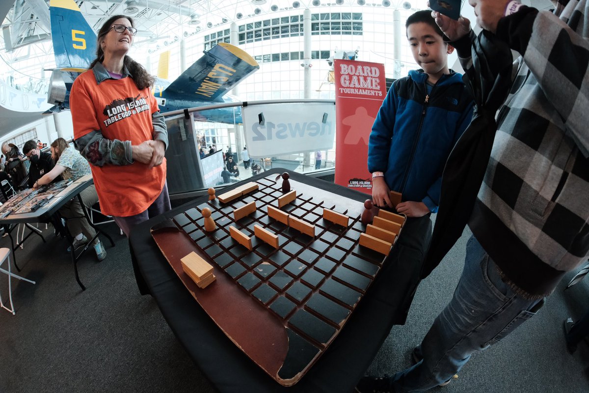 LiTabletop's tweet image. Everyone is making BIG MOVES at this year’s #LITabletop Gaming Expo! 👀