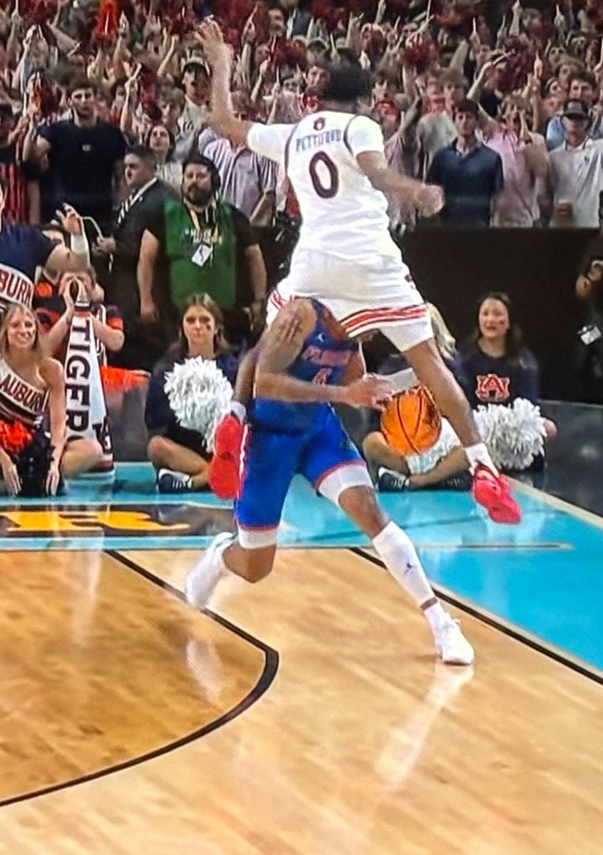 no context Auburn Men’s Basketball (@nocontextaumbb) on Twitter photo 